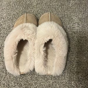 Fuzzy slippers